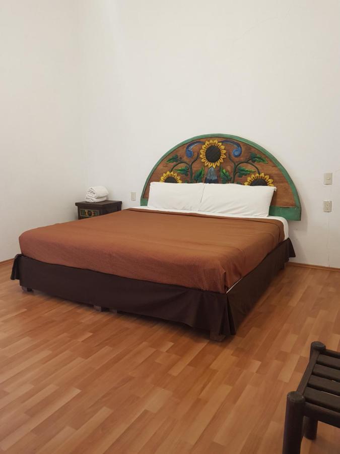 Hotel Meson Mariano Matamoros Queretaro Luaran gambar